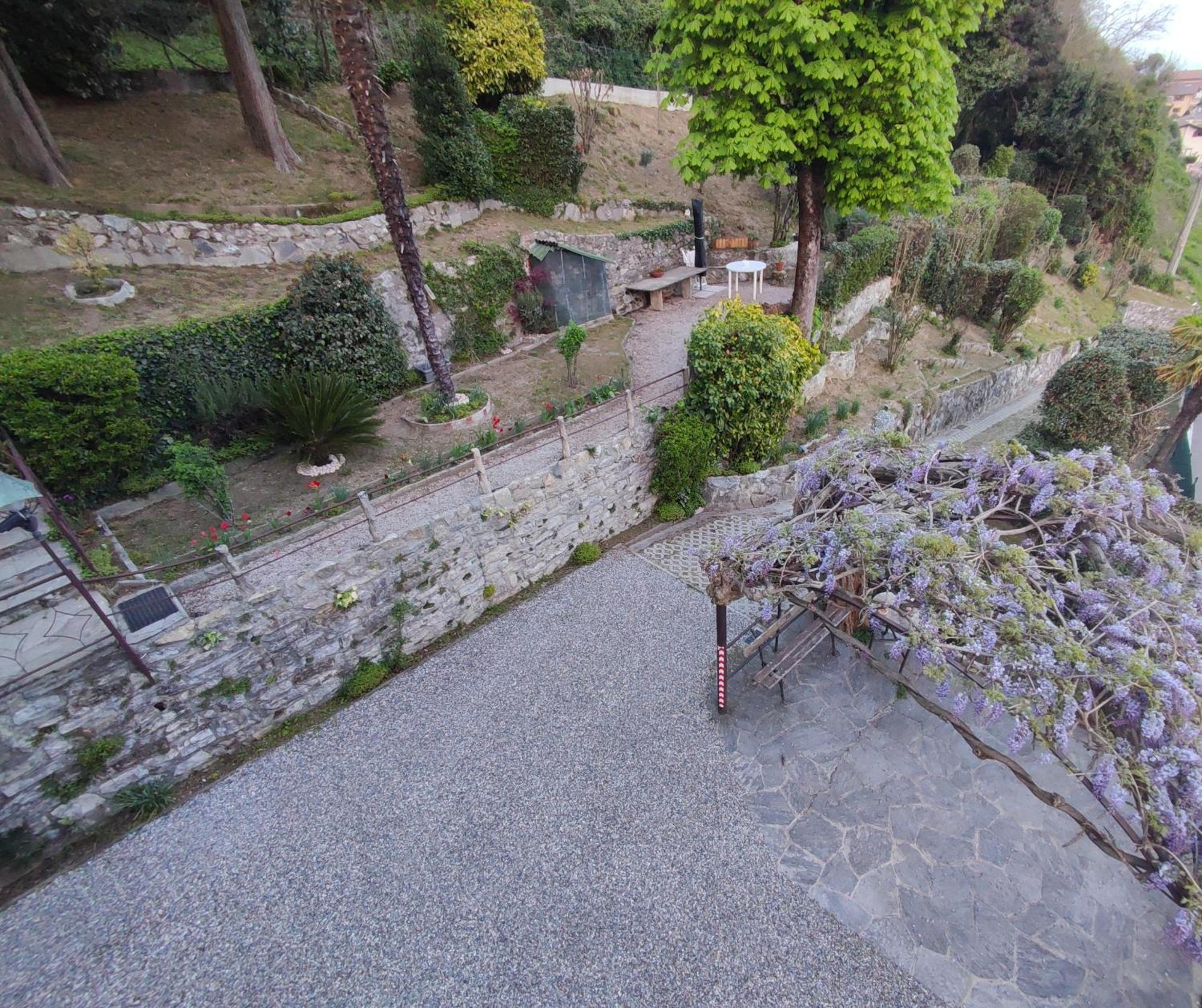 Villa Antonella, App. Vittoria Tavernerio Exterior foto